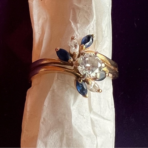 Diamond & Sapphire Wedding Set set in 14 Carat Gold. Size 6-1/2 - Picture 2 of 7